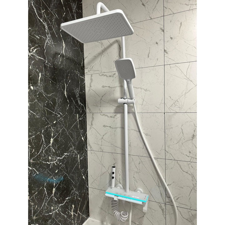 colonne de douche blanche - AquaZenith